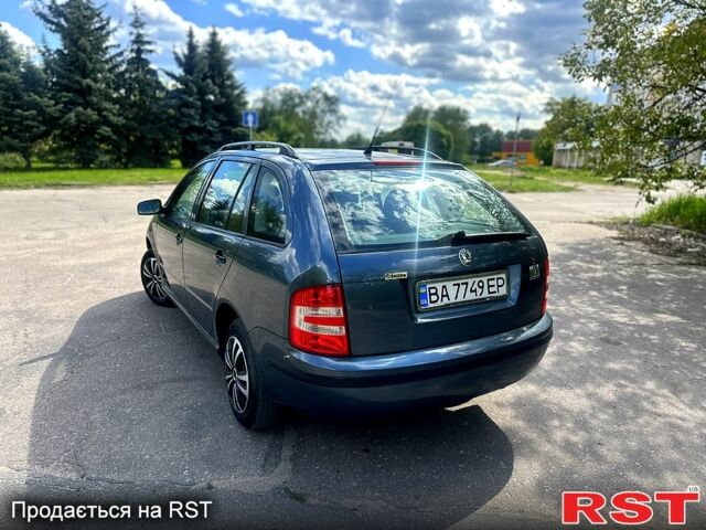 Сірий Шкода Фабія, об'ємом двигуна 1.2 л та пробігом 186 тис. км за 3950 $, фото 5 на Automoto.ua