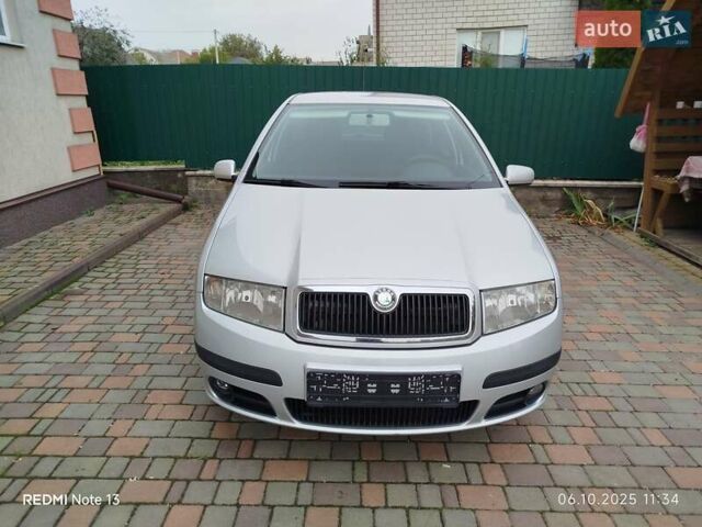 Сірий Шкода Фабія, об'ємом двигуна 1.4 л та пробігом 178 тис. км за 5000 $, фото 3 на Automoto.ua