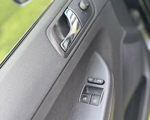 Сірий Шкода Фабія, об'ємом двигуна 1.4 л та пробігом 193 тис. км за 4800 $, фото 34 на Automoto.ua