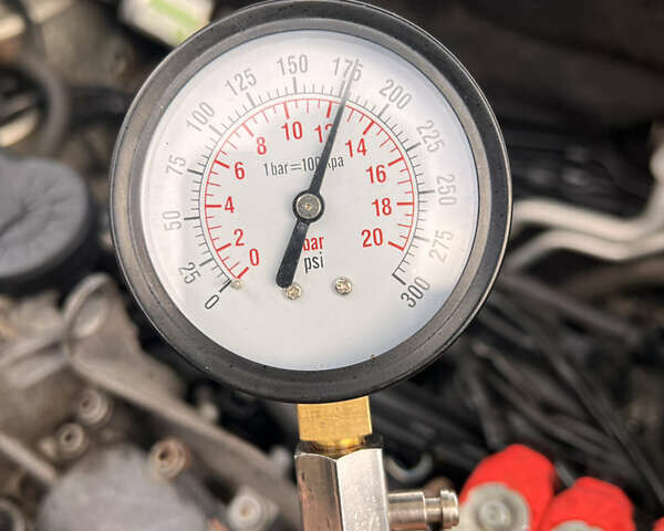 Сірий Шкода Фабія, об'ємом двигуна 1.2 л та пробігом 283 тис. км за 3500 $, фото 22 на Automoto.ua