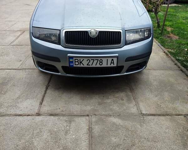 Сірий Шкода Фабія, об'ємом двигуна 1.4 л та пробігом 310 тис. км за 4100 $, фото 16 на Automoto.ua