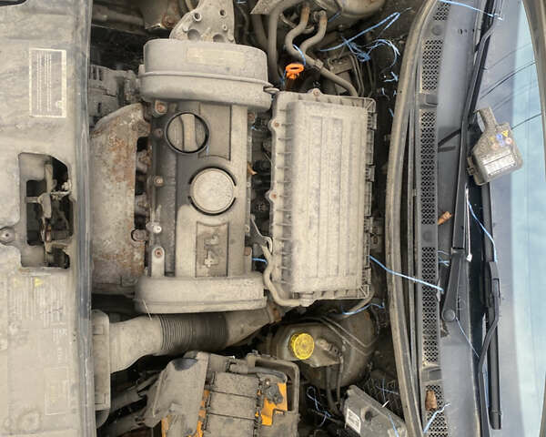 Сірий Шкода Фабія, об'ємом двигуна 1.4 л та пробігом 253 тис. км за 1300 $, фото 5 на Automoto.ua