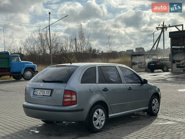 Серый Шкода Фабия, объемом двигателя 1.4 л и пробегом 270 тыс. км за 2550 $, фото 4 на Automoto.ua