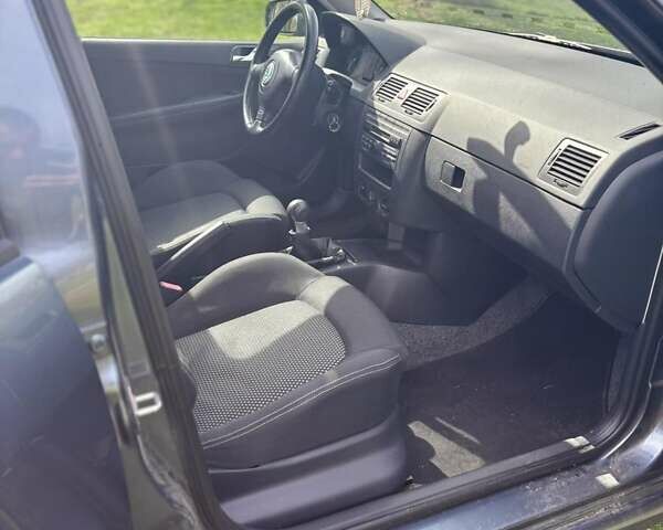 Сірий Шкода Фабія, об'ємом двигуна 1.4 л та пробігом 193 тис. км за 4800 $, фото 31 на Automoto.ua