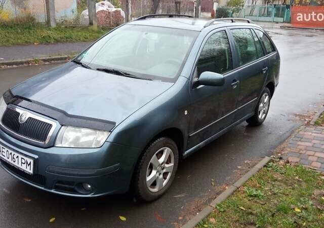 Серый Шкода Фабия, объемом двигателя 1.4 л и пробегом 198 тыс. км за 5200 $, фото 3 на Automoto.ua