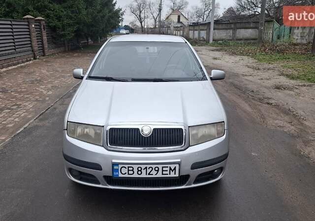 Сірий Шкода Фабія, об'ємом двигуна 1.39 л та пробігом 250 тис. км за 2850 $, фото 7 на Automoto.ua