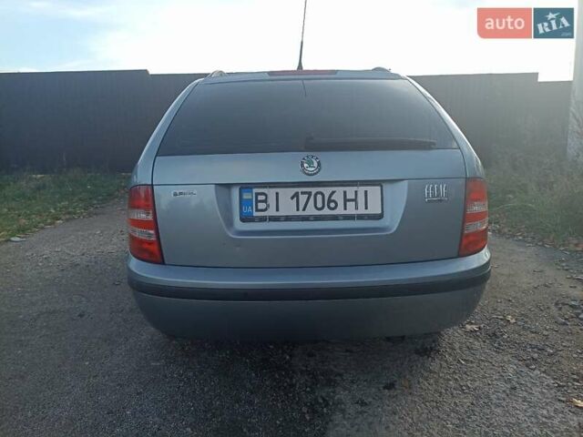 Шкода Фабия 2006 в Полтаве на Automoto.ua Серый Шкода Фабия, объемом двигателя 1.39 л и пробегом 218 тыс. км за 5100 $, фото 5 на Automoto.ua