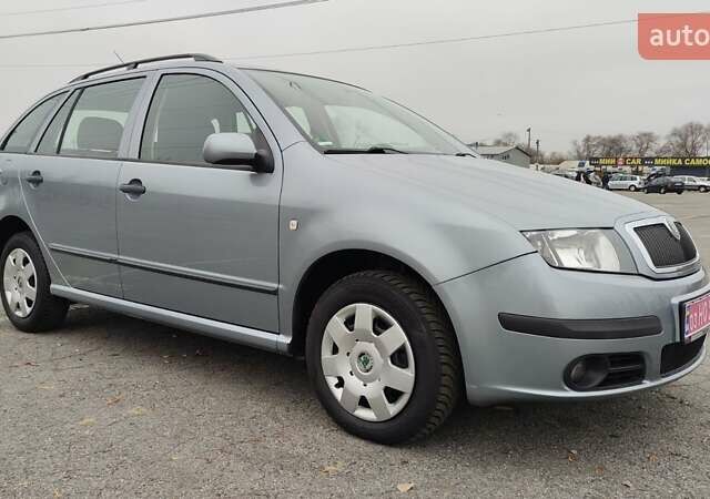 Серый Шкода Фабия, объемом двигателя 1.4 л и пробегом 194 тыс. км за 4900 $, фото 7 на Automoto.ua