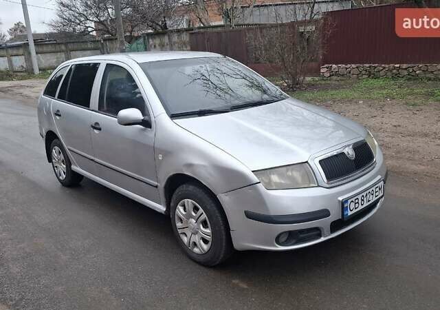 Сірий Шкода Фабія, об'ємом двигуна 1.39 л та пробігом 250 тис. км за 2850 $, фото 6 на Automoto.ua
