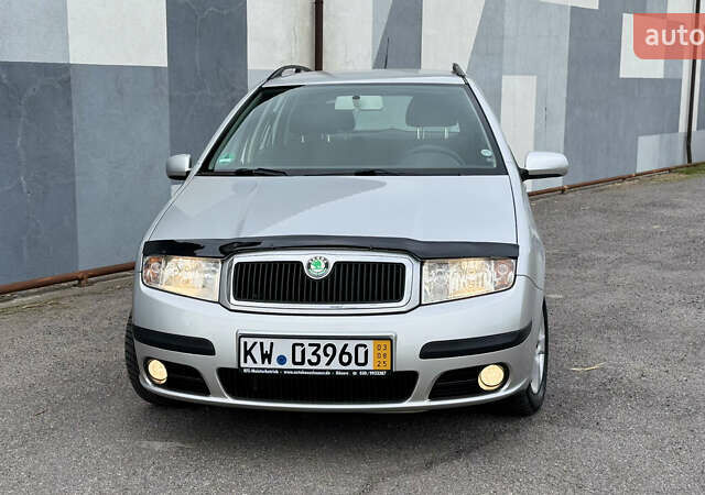 Сірий Шкода Фабія, об'ємом двигуна 1.4 л та пробігом 207 тис. км за 5700 $, фото 17 на Automoto.ua
