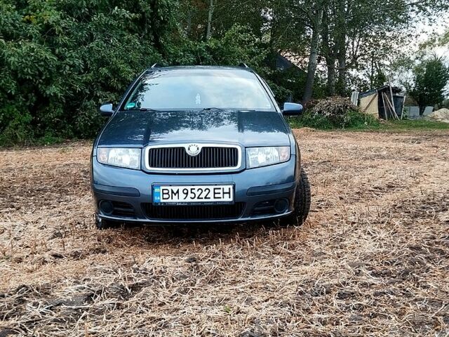 Сірий Шкода Фабія, об'ємом двигуна 1.4 л та пробігом 166 тис. км за 5100 $, фото 3 на Automoto.ua