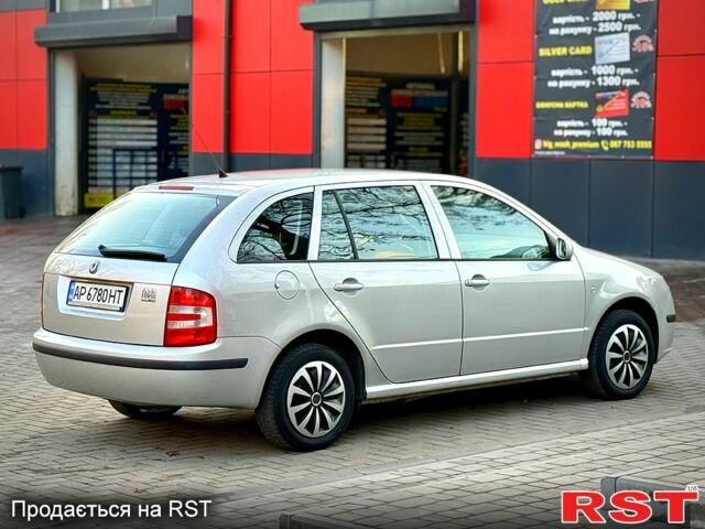 Сірий Шкода Фабія, об'ємом двигуна 1.4 л та пробігом 190 тис. км за 4300 $, фото 3 на Automoto.ua