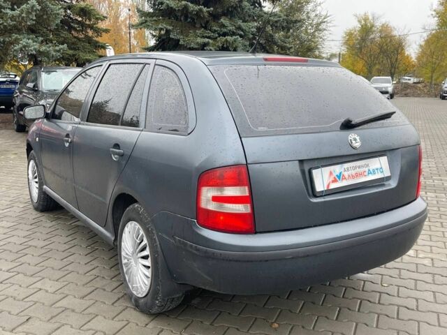 Шкода Фабия 2007 в Кривом Роге на Automoto.ua Серый Шкода Фабия, объемом двигателя 1.2 л и пробегом 180 тыс. км за 3700 $, фото 4 на Automoto.ua