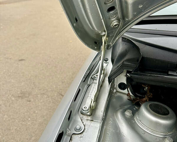 Серый Шкода Фабия, объемом двигателя 1.6 л и пробегом 247 тыс. км за 5150 $, фото 38 на Automoto.ua