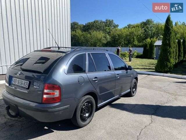 Серый Шкода Фабия, объемом двигателя 1.2 л и пробегом 228 тыс. км за 5200 $, фото 3 на Automoto.ua