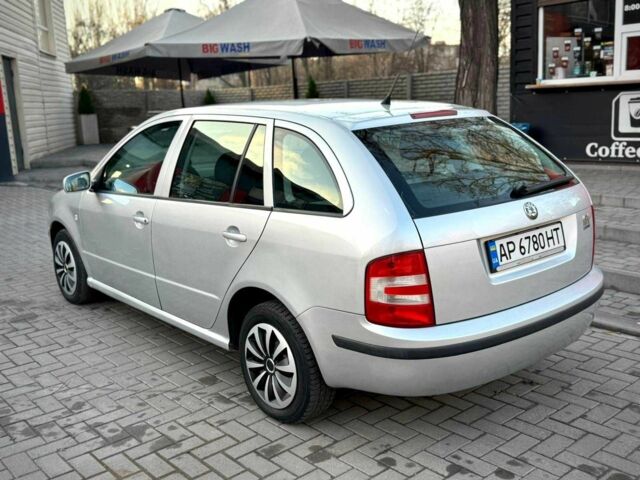 Серый Шкода Фабия, объемом двигателя 1.4 л и пробегом 190 тыс. км за 4300 $, фото 10 на Automoto.ua