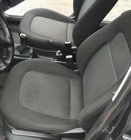 Серый Шкода Фабия, объемом двигателя 1.39 л и пробегом 194 тыс. км за 3850 $, фото 28 на Automoto.ua