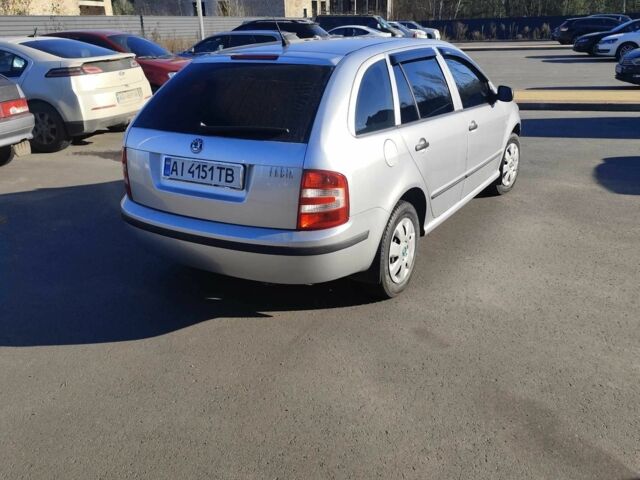 Сірий Шкода Фабія, об'ємом двигуна 1.4 л та пробігом 202 тис. км за 3600 $, фото 1 на Automoto.ua