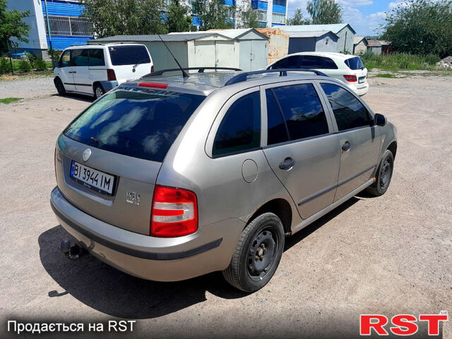 Серый Шкода Фабия, объемом двигателя 1.4 л и пробегом 280 тыс. км за 3200 $, фото 2 на Automoto.ua