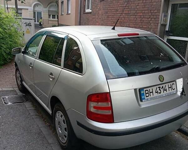 Шкода Фабия 2007 в Каменское - Днепродзержинск на Automoto.ua Серый Шкода Фабия, объемом двигателя 1.39 л и пробегом 240 тыс. км за 4300 $, фото 4 на Automoto.ua
