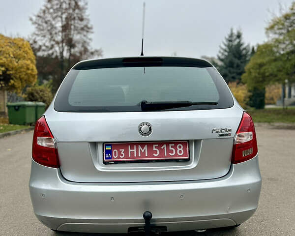 Серый Шкода Фабия, объемом двигателя 1.6 л и пробегом 247 тыс. км за 5150 $, фото 5 на Automoto.ua