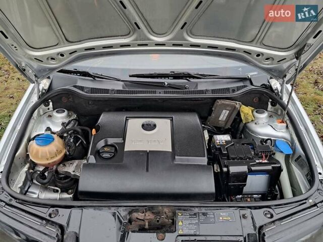 Серый Шкода Фабия, объемом двигателя 1.2 л и пробегом 220 тыс. км за 3999 $, фото 14 на Automoto.ua