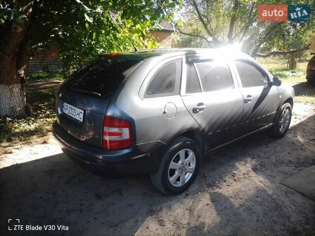 Сірий Шкода Фабія, об'ємом двигуна 1.2 л та пробігом 470 тис. км за 3200 $, фото 1 на Automoto.ua