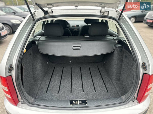 Шкода Фабия 2007 в Чернигове на Automoto.ua Серый Шкода Фабия, объемом двигателя 1.4 л и пробегом 193 тыс. км за 5400 $, фото 11 на Automoto.ua