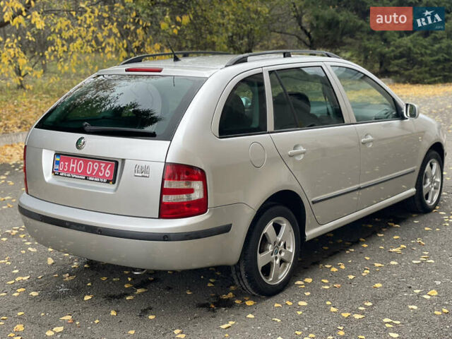 Серый Шкода Фабия, объемом двигателя 1.4 л и пробегом 231 тыс. км за 4500 $, фото 5 на Automoto.ua