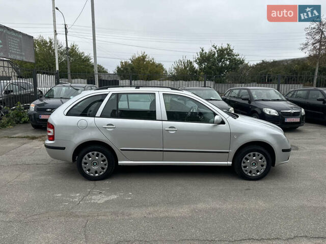 Шкода Фабия 2007 в Чернигове на Automoto.ua Серый Шкода Фабия, объемом двигателя 1.4 л и пробегом 193 тыс. км за 5400 $, фото 7 на Automoto.ua