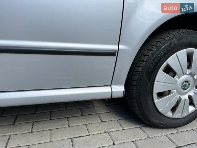 Сірий Шкода Фабія, об'ємом двигуна 1.42 л та пробігом 241 тис. км за 3800 $, фото 9 на Automoto.ua