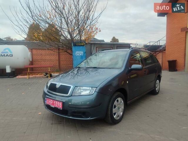 Сірий Шкода Фабія, об'ємом двигуна 1.39 л та пробігом 180 тис. км за 4440 $, фото 8 на Automoto.ua
