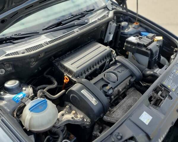 Серый Шкода Фабия, объемом двигателя 1.4 л и пробегом 200 тыс. км за 4900 $, фото 31 на Automoto.ua