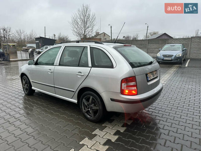 Серый Шкода Фабия, объемом двигателя 1.4 л и пробегом 203 тыс. км за 4800 $, фото 5 на Automoto.ua