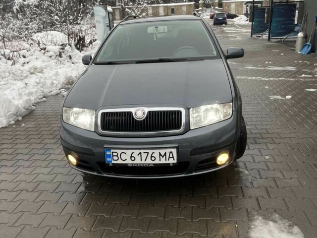Сірий Шкода Фабія, об'ємом двигуна 1.4 л та пробігом 250 тис. км за 5200 $, фото 4 на Automoto.ua