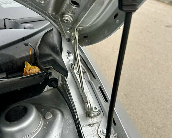 Серый Шкода Фабия, объемом двигателя 1.6 л и пробегом 247 тыс. км за 5150 $, фото 39 на Automoto.ua