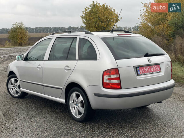 Серый Шкода Фабия, объемом двигателя 1.4 л и пробегом 231 тыс. км за 4500 $, фото 20 на Automoto.ua