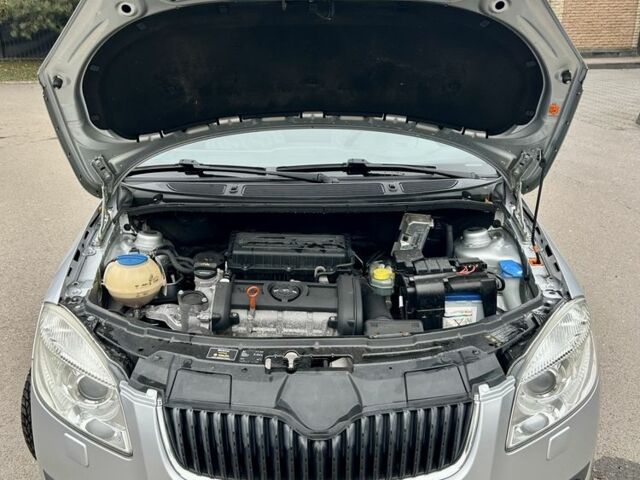 Серый Шкода Фабия, объемом двигателя 1.6 л и пробегом 247 тыс. км за 5350 $, фото 21 на Automoto.ua