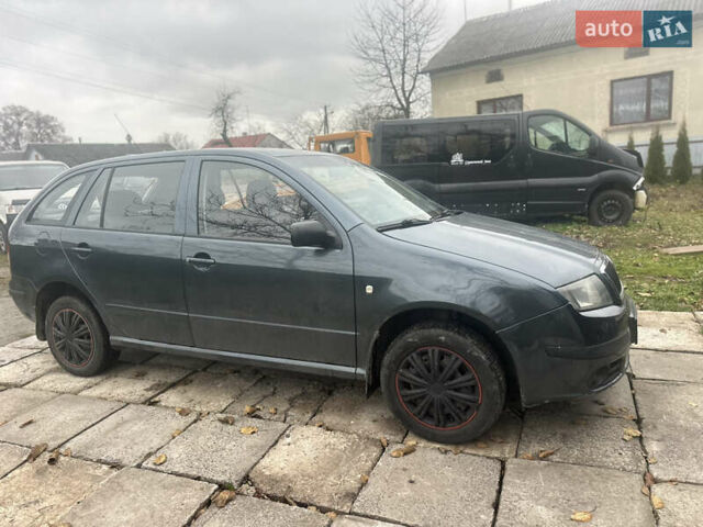 Сірий Шкода Фабія, об'ємом двигуна 1.2 л та пробігом 217 тис. км за 2950 $, фото 4 на Automoto.ua