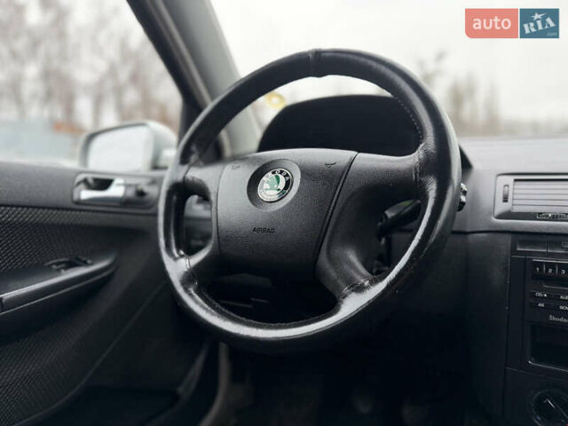 Сірий Шкода Фабія, об'ємом двигуна 1.42 л та пробігом 370 тис. км за 3300 $, фото 24 на Automoto.ua