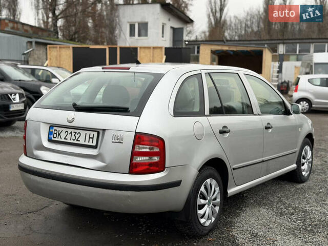 Серый Шкода Фабия, объемом двигателя 1.42 л и пробегом 370 тыс. км за 2999 $, фото 20 на Automoto.ua