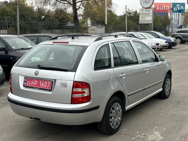 Шкода Фабия 2007 в Чернигове на Automoto.ua Серый Шкода Фабия, объемом двигателя 1.4 л и пробегом 193 тыс. км за 5400 $, фото 6 на Automoto.ua