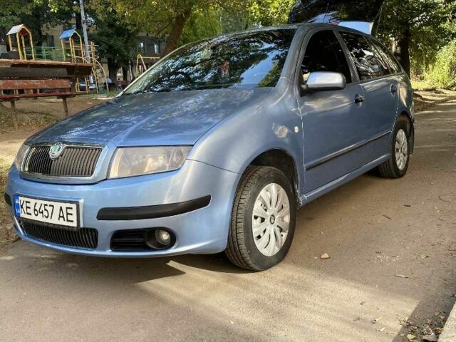 Сірий Шкода Фабія, об'ємом двигуна 1.4 л та пробігом 295 тис. км за 3500 $, фото 3 на Automoto.ua