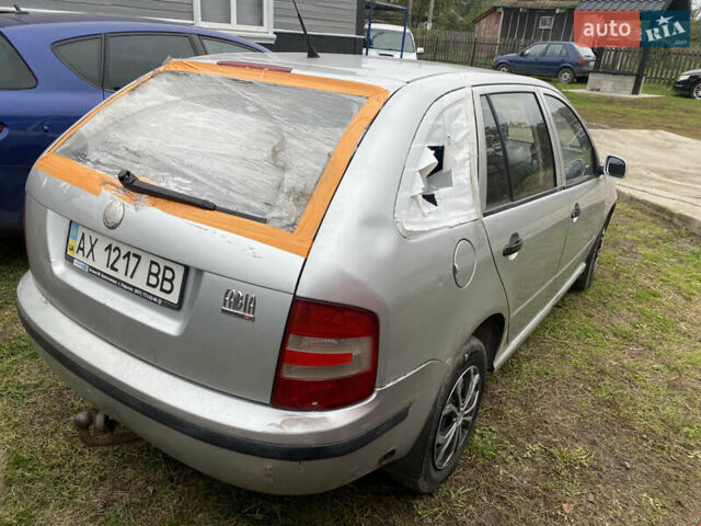 Сірий Шкода Фабія, об'ємом двигуна 1.2 л та пробігом 320 тис. км за 1650 $, фото 4 на Automoto.ua