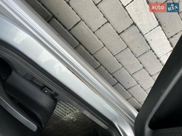 Сірий Шкода Фабія, об'ємом двигуна 1.42 л та пробігом 241 тис. км за 3800 $, фото 19 на Automoto.ua