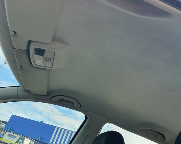 Серый Шкода Фабия, объемом двигателя 1.4 л и пробегом 200 тыс. км за 4900 $, фото 24 на Automoto.ua