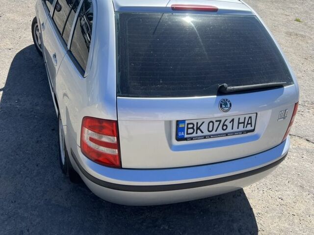 Серый Шкода Фабия, объемом двигателя 1.4 л и пробегом 268 тыс. км за 4850 $, фото 3 на Automoto.ua