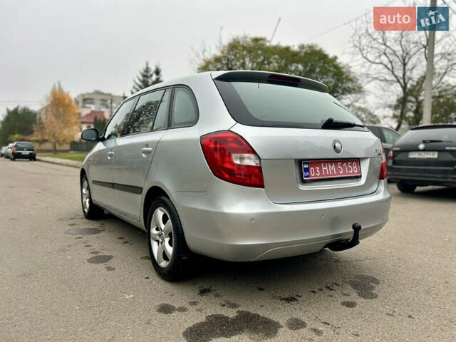 Серый Шкода Фабия, объемом двигателя 1.6 л и пробегом 247 тыс. км за 5150 $, фото 6 на Automoto.ua