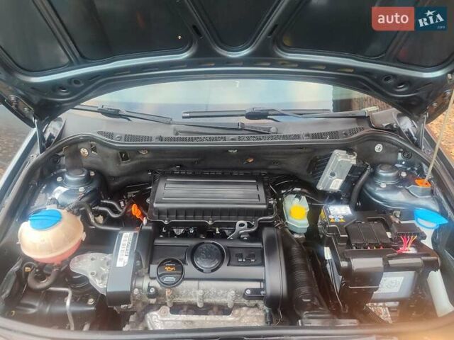 Сірий Шкода Фабія, об'ємом двигуна 1.39 л та пробігом 180 тис. км за 4440 $, фото 4 на Automoto.ua