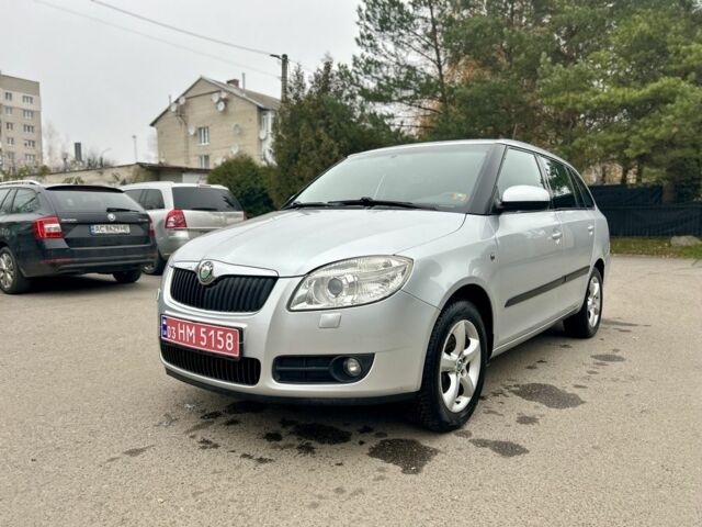 Серый Шкода Фабия, объемом двигателя 1.6 л и пробегом 247 тыс. км за 5350 $, фото 6 на Automoto.ua